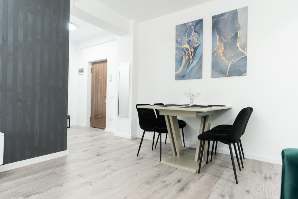 Apartament Markos ซูชาวา ภายนอก รูปภาพ