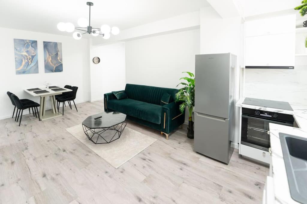 Apartament Markos ซูชาวา ภายนอก รูปภาพ